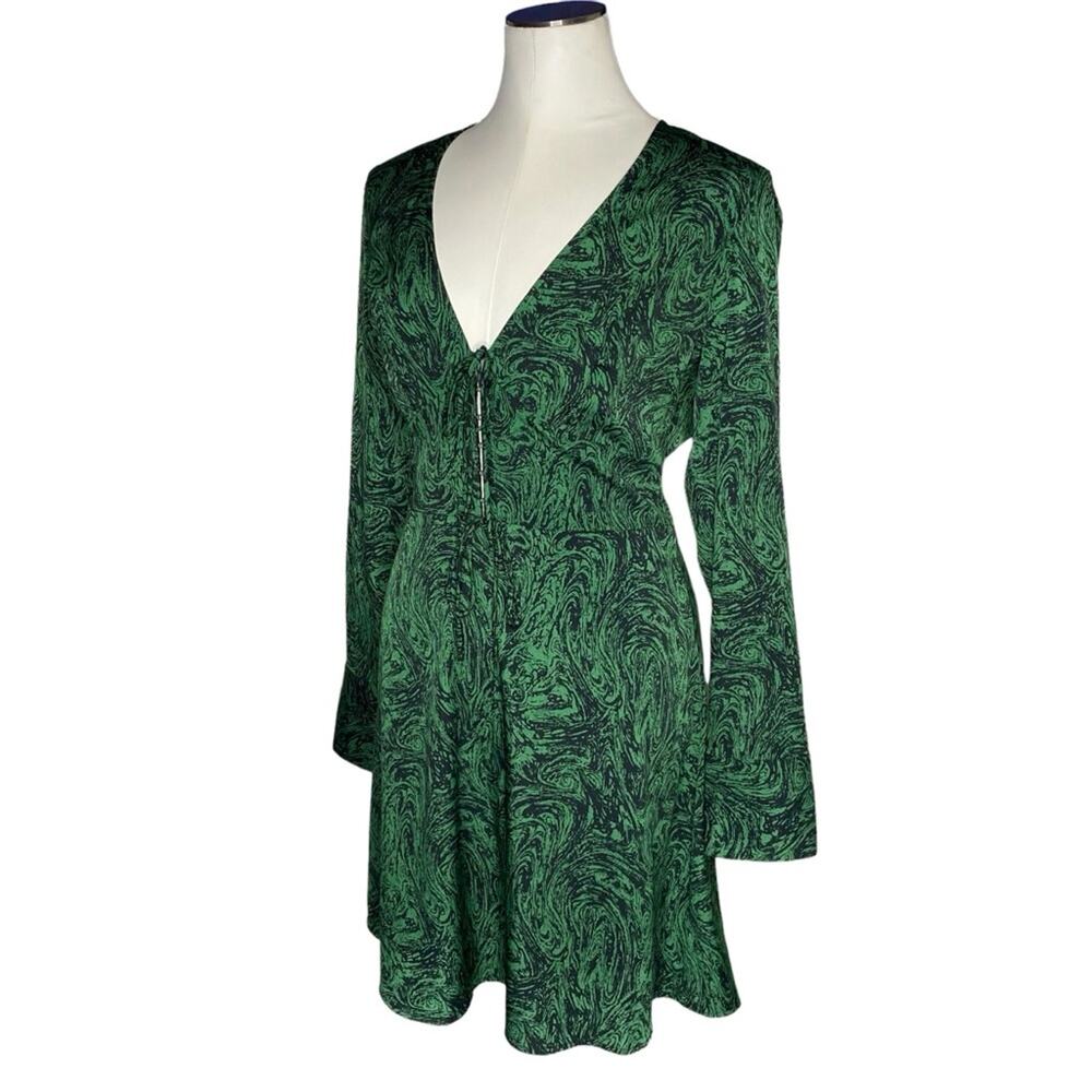 Who What Wear Collection Juliet Tie-Front Dress sz Large - Picture 4 of 10